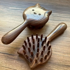 1pc Wooden Cat-Shaped Scalp Massager Comb, Air Cushion for Meridian and Hair Care, Charming Kitten Design, Hair Massager Scalp