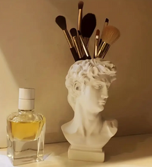 Elegant David Bust Resin Vase - Versatile Indoor/Outdoor Decorative Flower Pot with Classic Greek Sculpture Design, Perfect for Home & Garden Decoration
