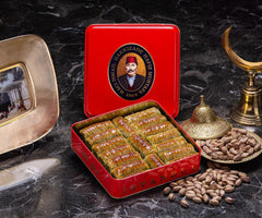 Hafız Mustafa Pistachio Yellow Twist Baklava