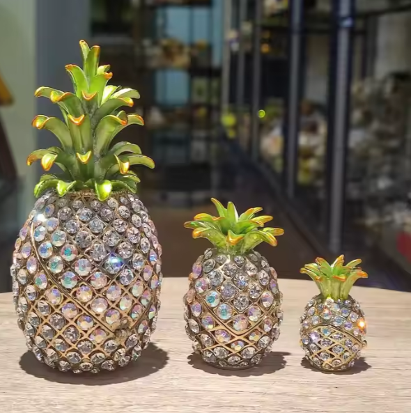 Metal Pineapple Ornaments Luxury Living Room Next To The Tv Cabinet Home Soft Decor